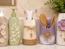Флаконы от шампуней не выбрасываю: такую красоту делаю из них для ванной, что подруги просят подарить — 4 интересные идеи