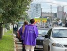Чем помогают водителям волонтеры на заправках в Кирове