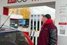 Когда очереди за бензином в Кирове закончатся: главное условие