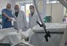 Раненых после ракетного удара кировчан навестил губернатор Соколов