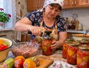 Делаю заготовки на зиму из фаршированного перца - вкус такой, что пальчики оближешь: в холода всегда выручает