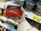 Красная икра за 100 рублей: как отличить подделку и стоит ли бояться искусственной