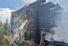 Двухэтажный дом с людьми вспыхнул под Кирово-Чепецком: есть погибший