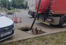 В Кирове ремонтируют колодцы и прочищают ливневки