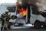 В центре Кирова прямо на стоянке вспыхнул автомобиль