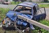 Рухнувший столб раздавил легковушку в Кировской области