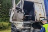 Вырезали из смятой кабины: мужчину зажало после ДТП с большегрузами под Омутнинском