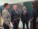 Сотни кировчан подали заявления в Школу актива губернатора