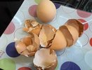 Как сварить яйца, чтобы они чистились легко? 3 правила - их запомните раз и навсегда, скорлупа снимется за секунду