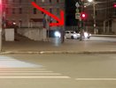 У цирка в Кирове мужчина в камуфляже пугает прохожих