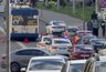 "В троллейбус нагрянули полицейские": происшествие в центре Кирова вызвало пробку и переполох