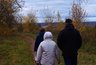 Супругам пришлось ночевать в лесу после похода за грибами