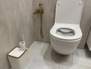 Приклеила лист бумаги к унитазу - и прыгаю от счастья: изменения заметили все домашние - вот зачем