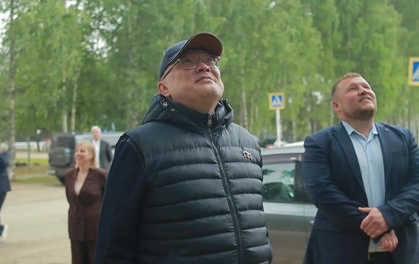 Кировскому губернатору Александру Соколову в День рождения пожелали новых высот