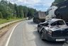 Вырезали из авто: девушку зажало в салоне после ДТП с молоковозом в Кировской области