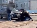 Двое кировчан подожгли чужой автомобиль и попали на камеры