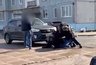 Двое кировчан подожгли чужой автомобиль и попали на камеры