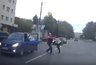 В Кирове водитель избил девушку прямо на дороге и попал на видео