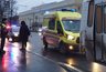 В Кирове остановили автобус и вызвали скорую из-за ЧП с молодой девушкой