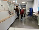 Сотрудница почты не дала мошенникам обмануть жительницу Омутнинска