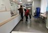 Сотрудница почты не дала мошенникам обмануть жительницу Омутнинска