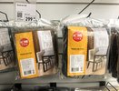 Fix Price снова выручил: средство для стёкол за 133 ₽, целлюлозные салфетки за 74 ₽ и два рулона полотенец по 450 листов