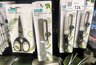 Заглянула в Fix Price за мелочами, а ушла с полным пакетом: 6 удачных находок — сушилка для обуви за 349 ₽, меламиновая губка за 99 ₽ и крючки за 69 ₽