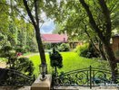 В Кирове у Трифонова монастыря за 53 миллиона продают трехэтажный особняк с бассейном и барбекю-зоной