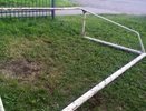 Ребенок, на которого упали футбольные ворота, не пошел в первый класс и продолжает лечение