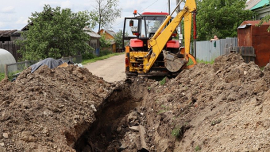 Главная картинка новости: В Кировской области рабочего завалило землей