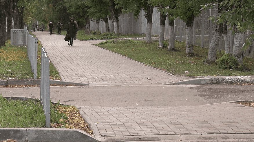 В Кирове отремонтировали тротуары на популярной улице
