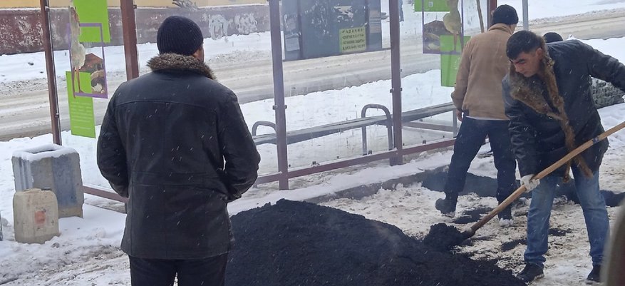 В Чепецке укладывали асфальт в снег: прокуратура провела проверку