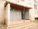 Кировскую семью переселили из аварийного жилья в гипсокартонную коммуналку
