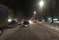В Кирове легковушка сбила 5-летнюю малышку
