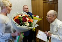 Глава города поздравила с 95-летием ветерана Великой Отечественной войны