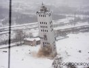 Падение Мелькомбината: фоторепортаж подрыва башни