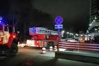 К "Алым парусам" прибыли шесть пожарных машин: что там сейчас происходит
