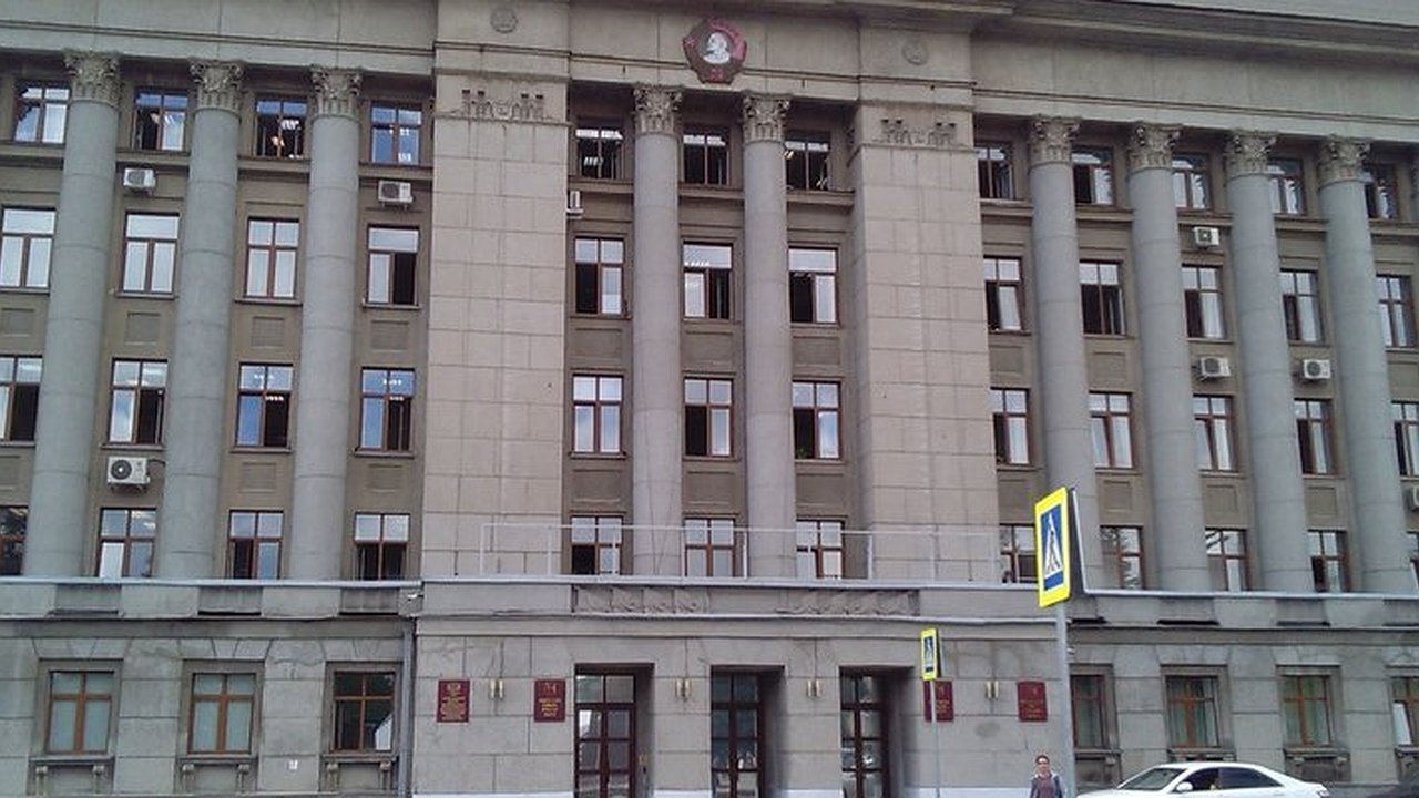 Главная картинка новости: Бюджет на 2021 год будет социально ориентированным: четверть потратят на образование