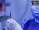 Массовая вакцинация от COVID-19 в РФ стартует на следующей неделе