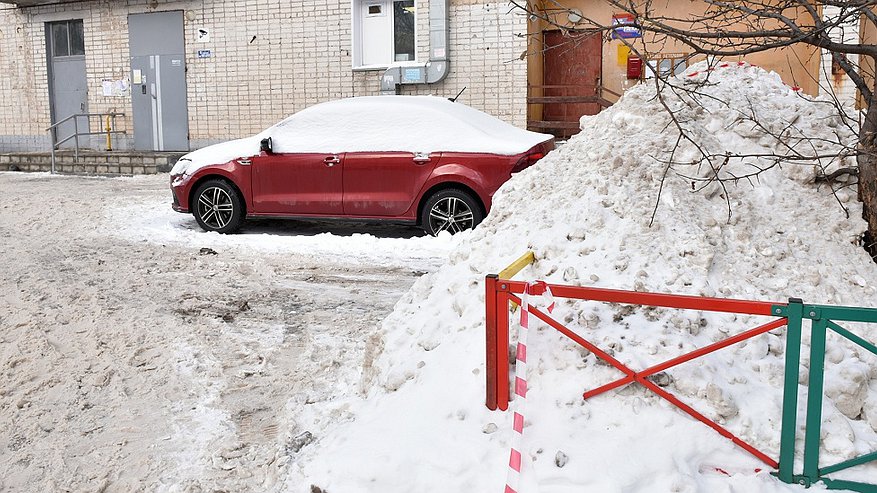 Главная картинка новости: В Кирове могут ввести штрафы за невывоз снега и стихийные свалки