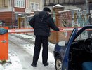 С 1 января шлагбаумы во дворах будут сносить: кого это коснется