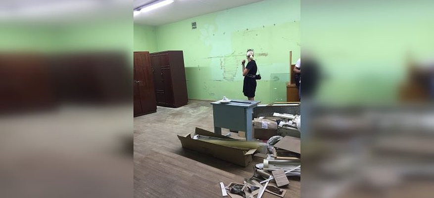 Кабинет школе не принадлежит: кировские родители вынуждены оплачивать ремонт класса