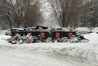 Плохой вывоз мусора в Кирове свалили на технические проблемы