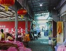 «Закрыты ТЦ и отменены экскурсии»: кировчанка, которая улетела в Китай, рассказала о ситуации в стране