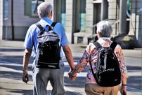 Части пенсионеров придется отдать деньги обратно в фонд: пожилых граждан проверят на дополнительные доходы в 2021 году