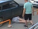 В Кирове установили личность мужчины, который разбил лицо женщине