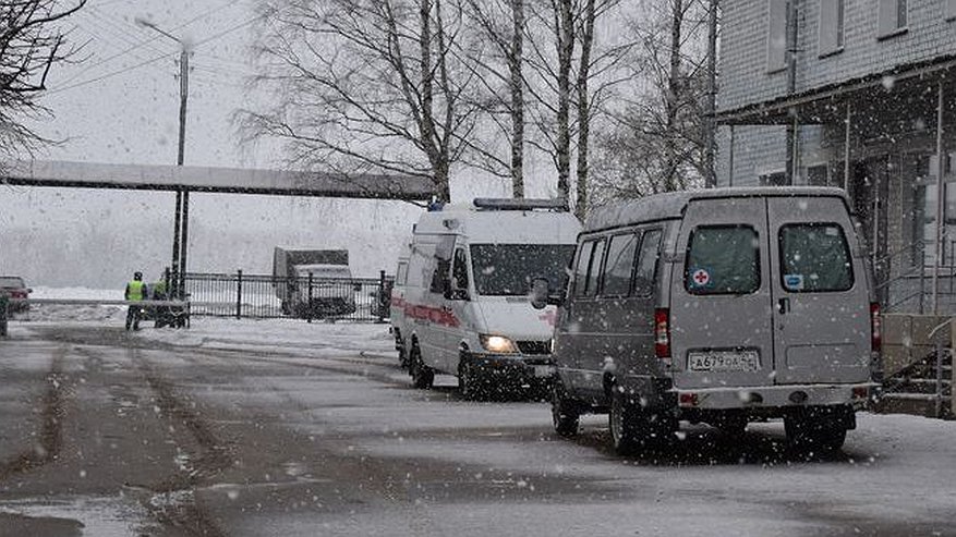 Главная картинка новости: В Кирове двое пациентов, зараженных коронавирусом, готовы к выписке