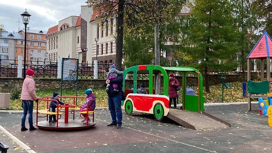 Главная картинка новости: Ответы на главные вопросы об универсальном пособии для семей с детьми