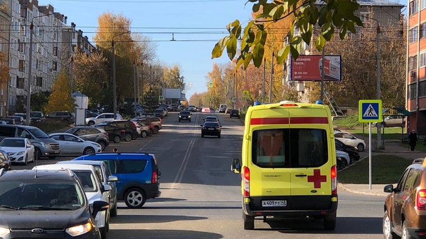 Главная картинка новости: В больницу из-за коронавируса попали 12 кировчан