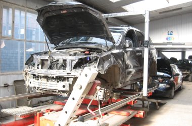 «Город Киров»:Восстановление «битого» автомобиля